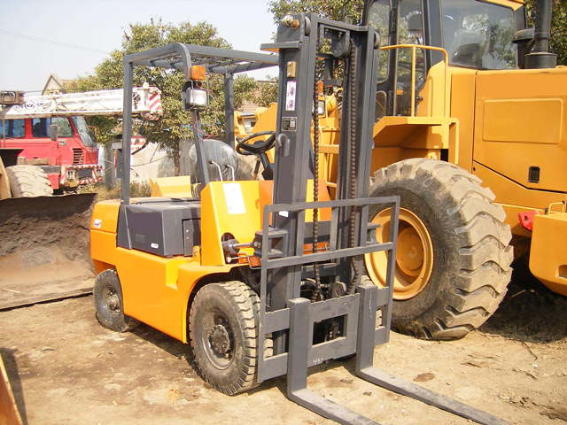 used diesel forklift