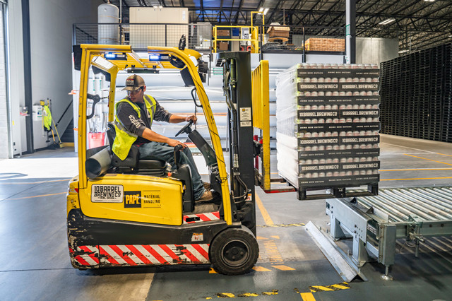 Eight forklift operations that are not allowed