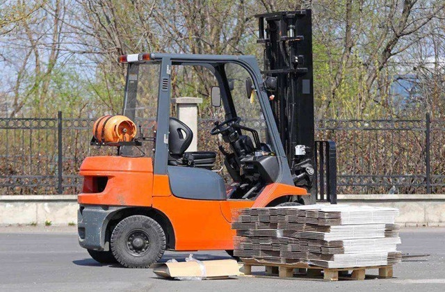 Forklift driving operation specification