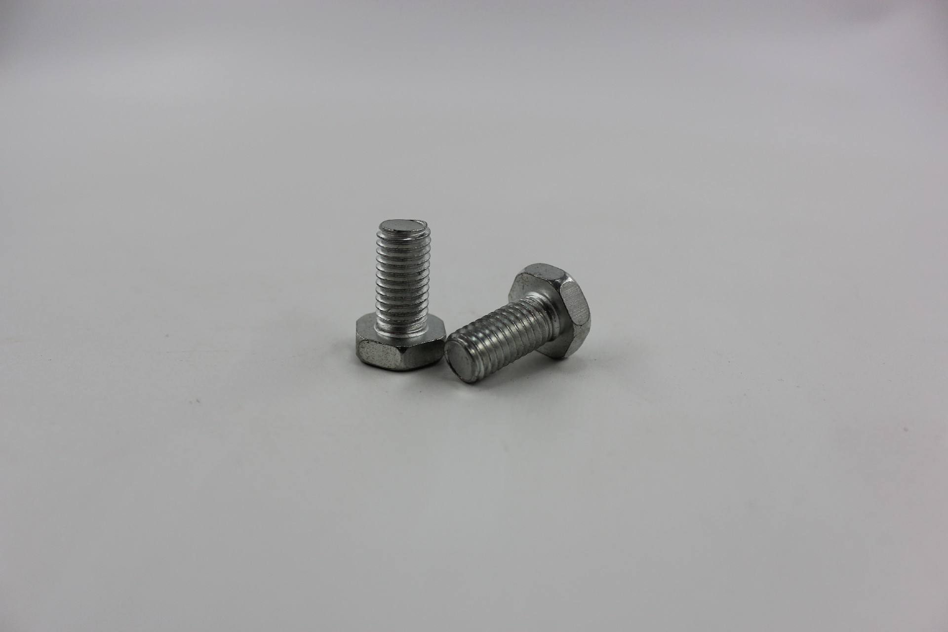 OEM&Alt Quality Forklift Spare Parts Linde 9008311236 Hexagon Head Bolt ...