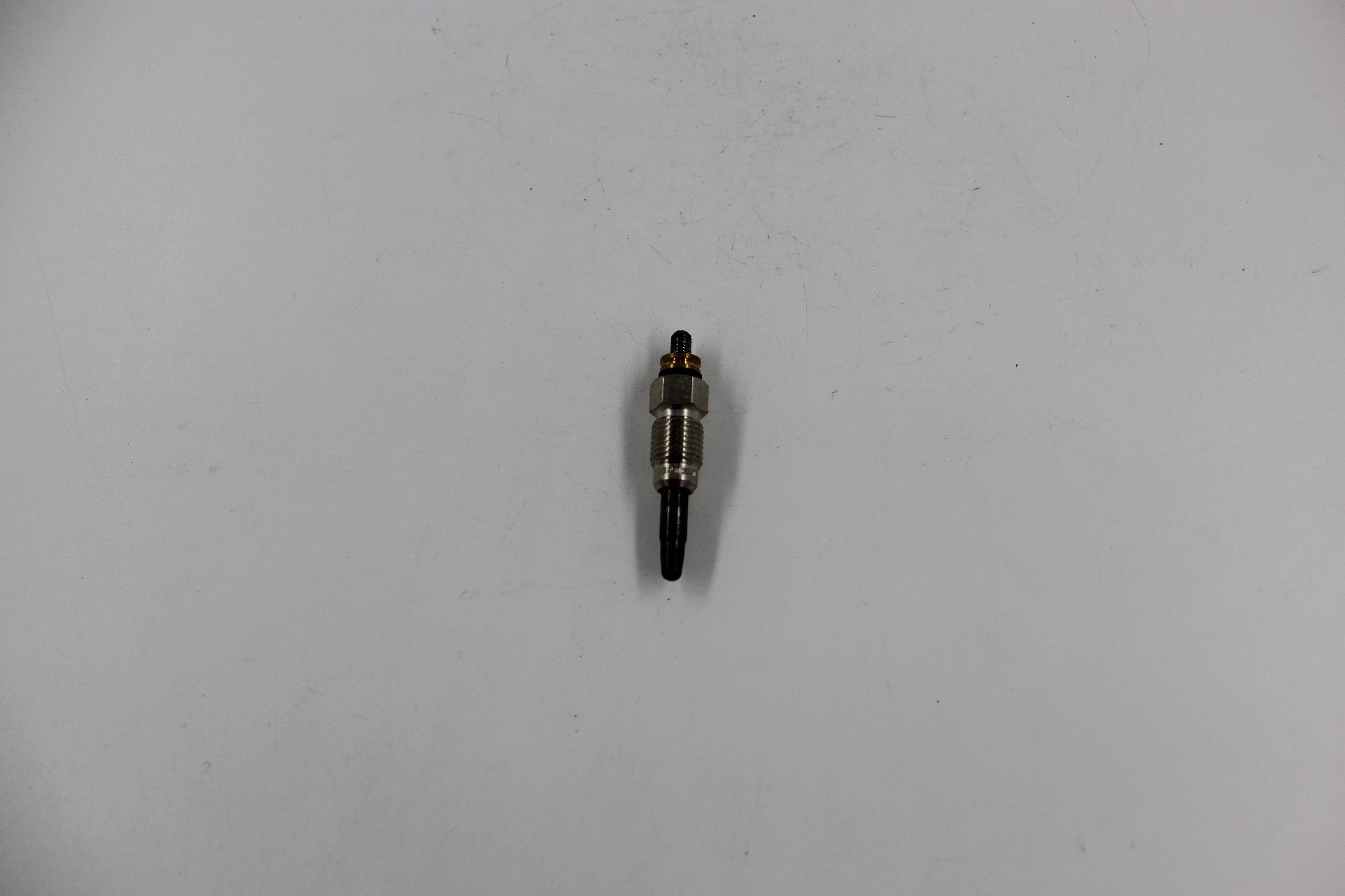 OEM&Alt Quality Forklift Spare Parts Linde 0009720208 Glow Plug (Electric Diesel)