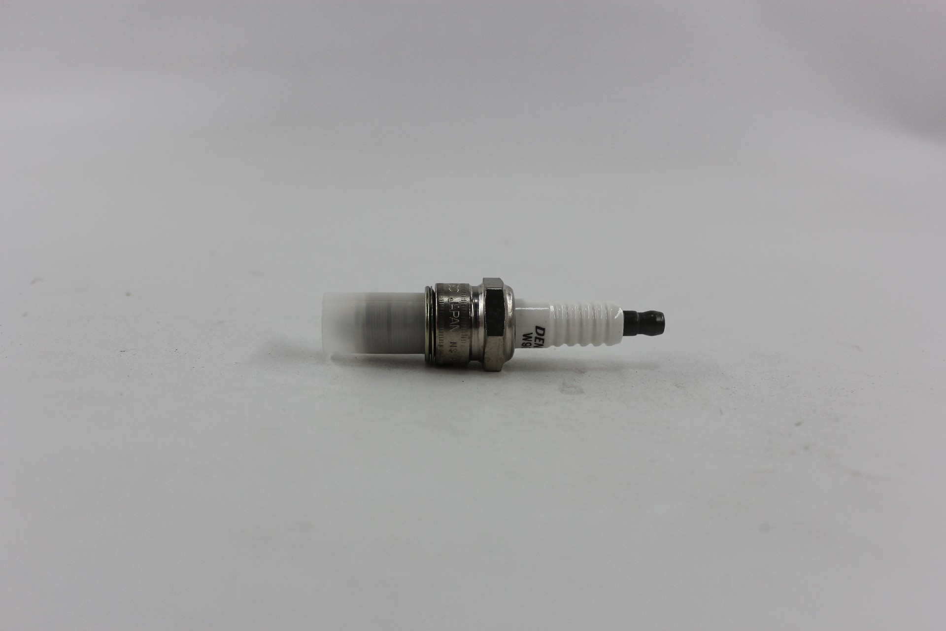 OEM&Alt Quality Forklift Spare Parts Hyster 2050591 Spark Plug (Electric Diesel)