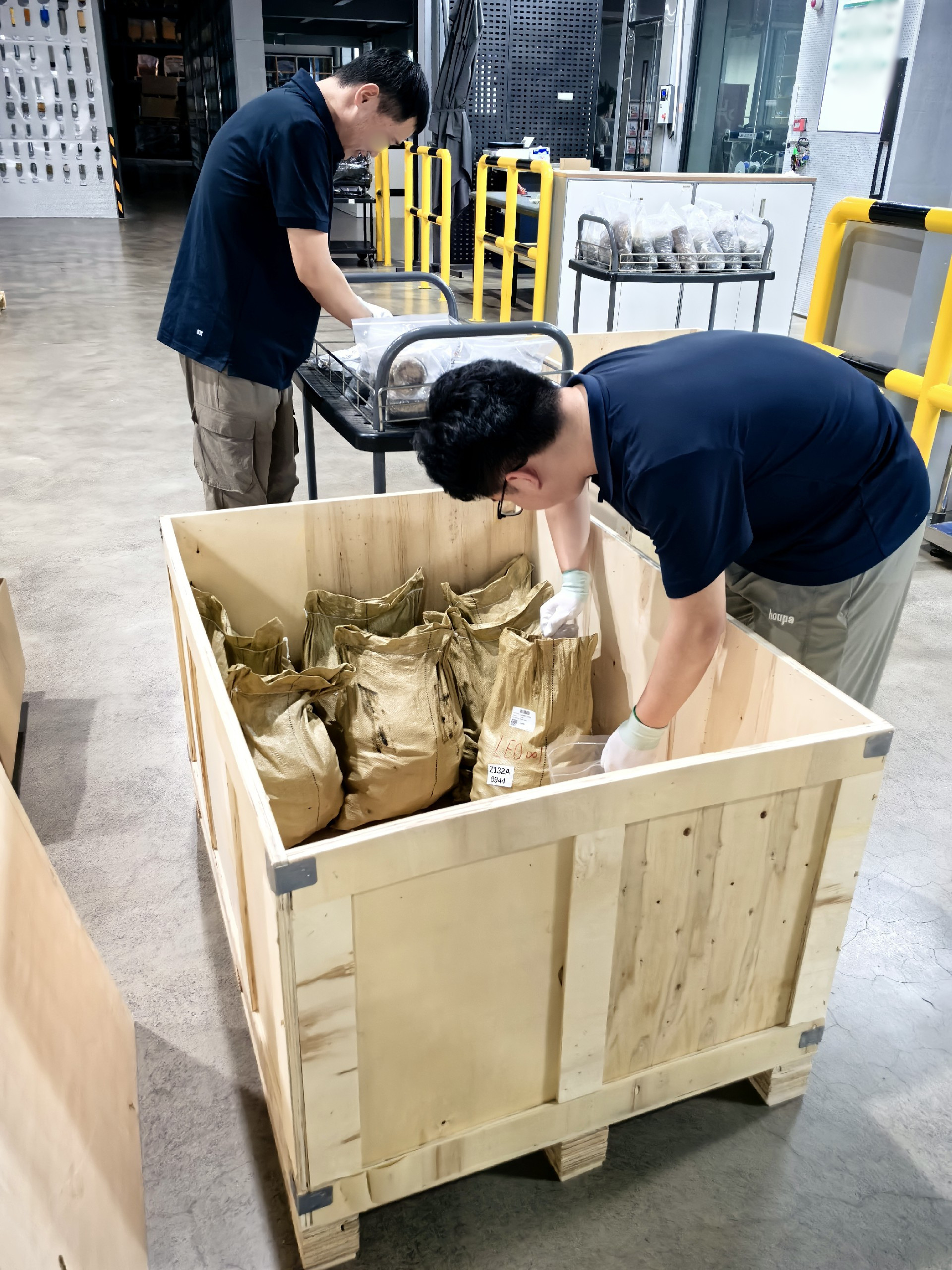 Toomotoo Forklift Parts Supply Company Expands Inventory with Large Batch of Hardware Parts for Major Forklift Brands